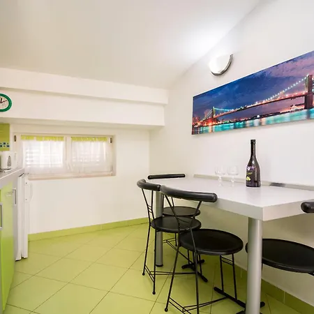 Ljubica Apartment *