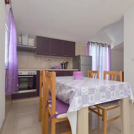 Ljubica * Vodice