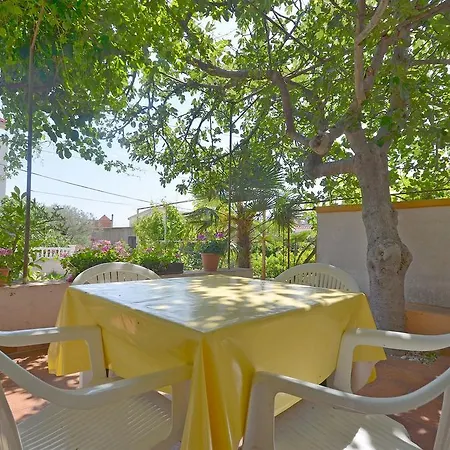 Apartment Ljubica *